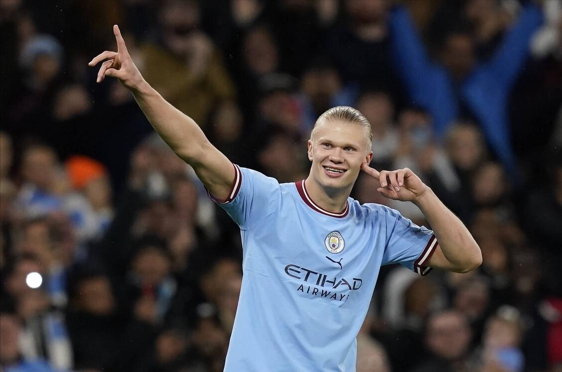 本泽马双响争金球,本泽马两夺冠军杯美妙至极