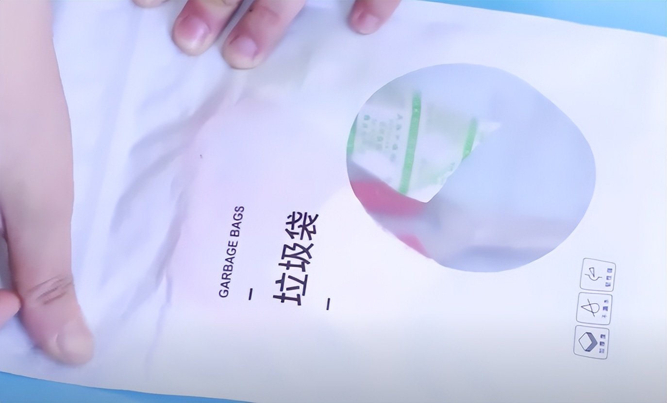 食品干燥剂别扔了，它的这些妙用，能解决家庭中的很多烦恼，真棒