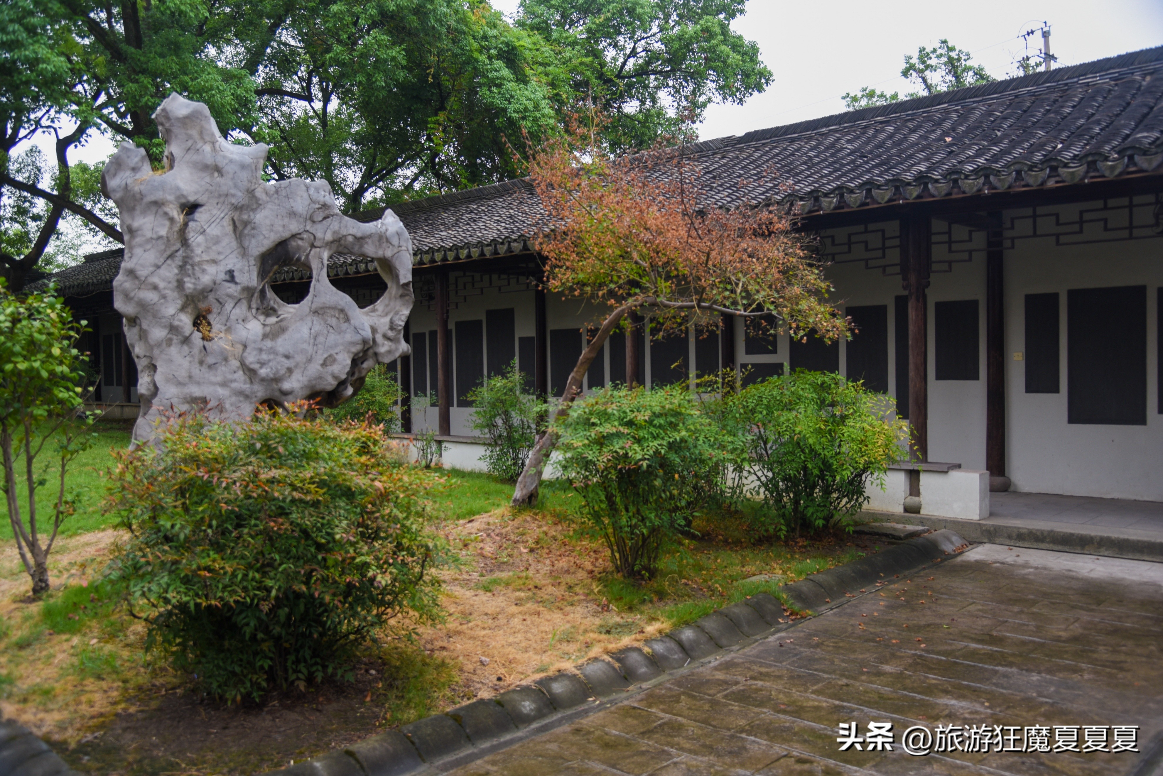 钱塘江大潮远近闻名的原因,钱塘江大潮以什么闻名天下