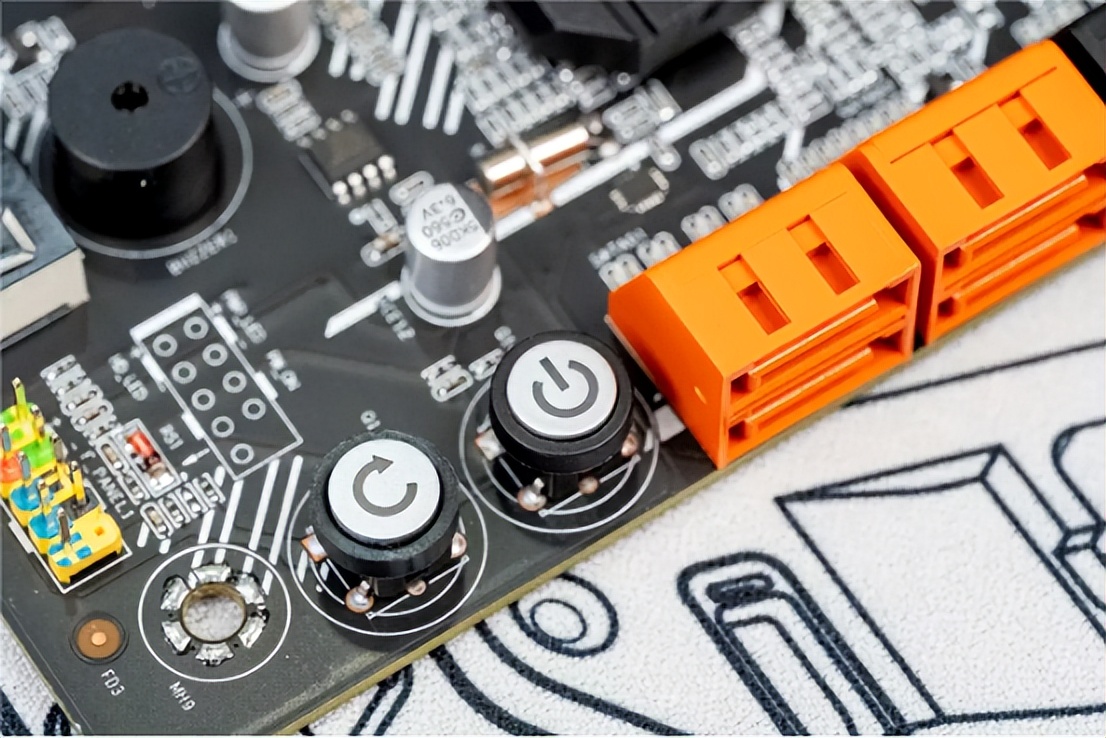 至强2680v3配x99主板性能怎么样,至强e52696v3配什么主板