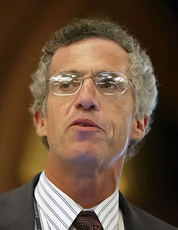 银行从业人员必读的十本书,银行业2021年必读书籍