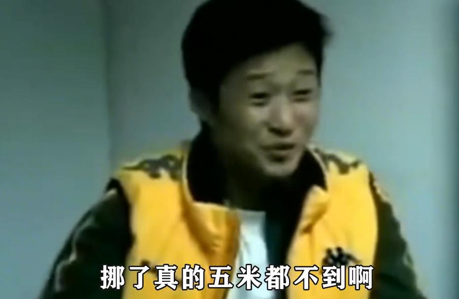 内娱“纯爱战狼”，土尬示爱却另类出圈？网友：真夫妻就是放得开