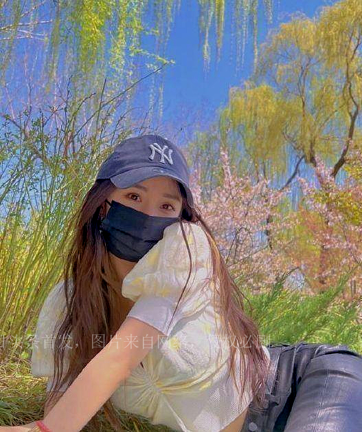 张大大杨幂视频,张大大晒与杨幂对镜自拍照