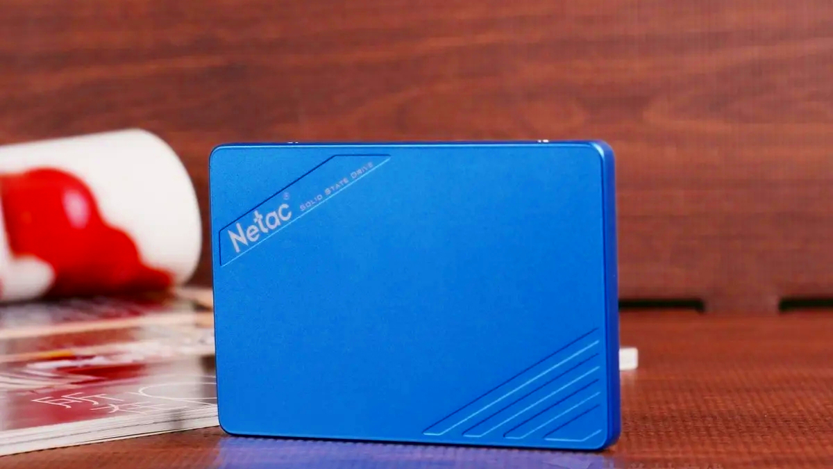 朗科金士顿sata,固态硬盘朗科与金士顿哪个好