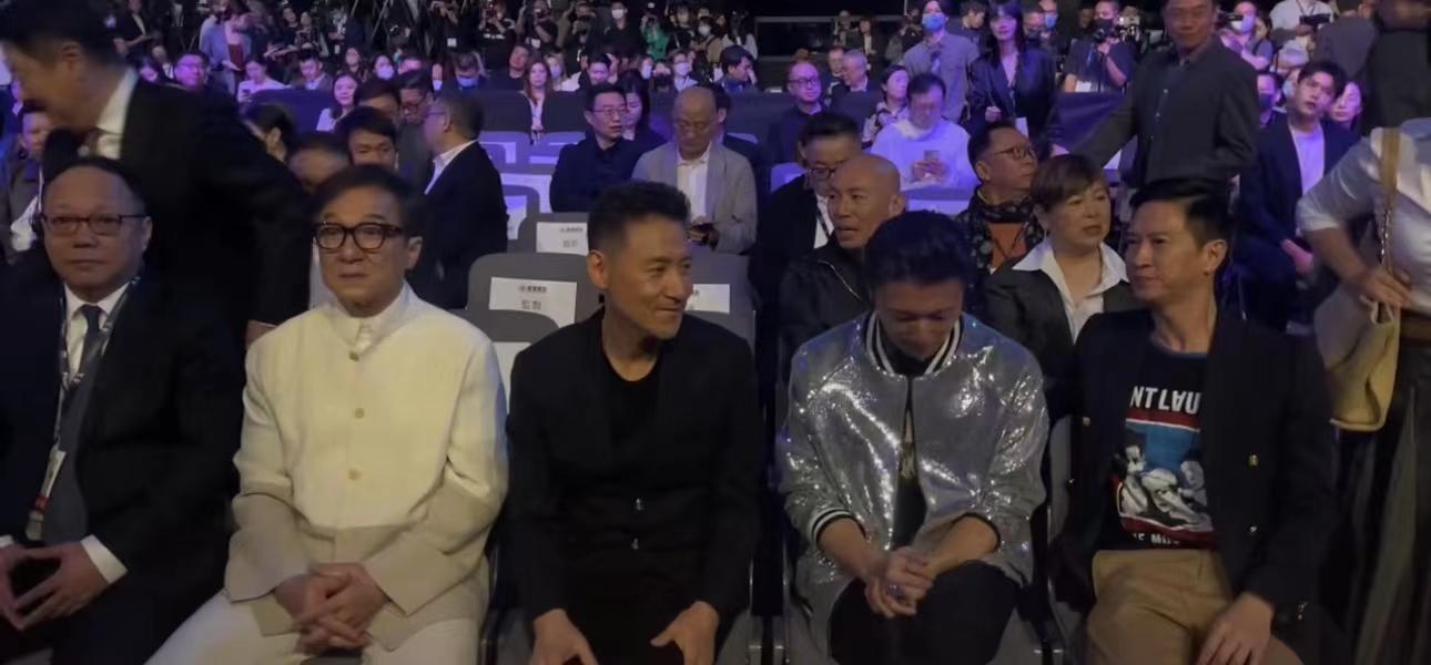 英皇电影巡礼梁朝伟刘德华合影,张学友张家辉谢霆锋刘德华