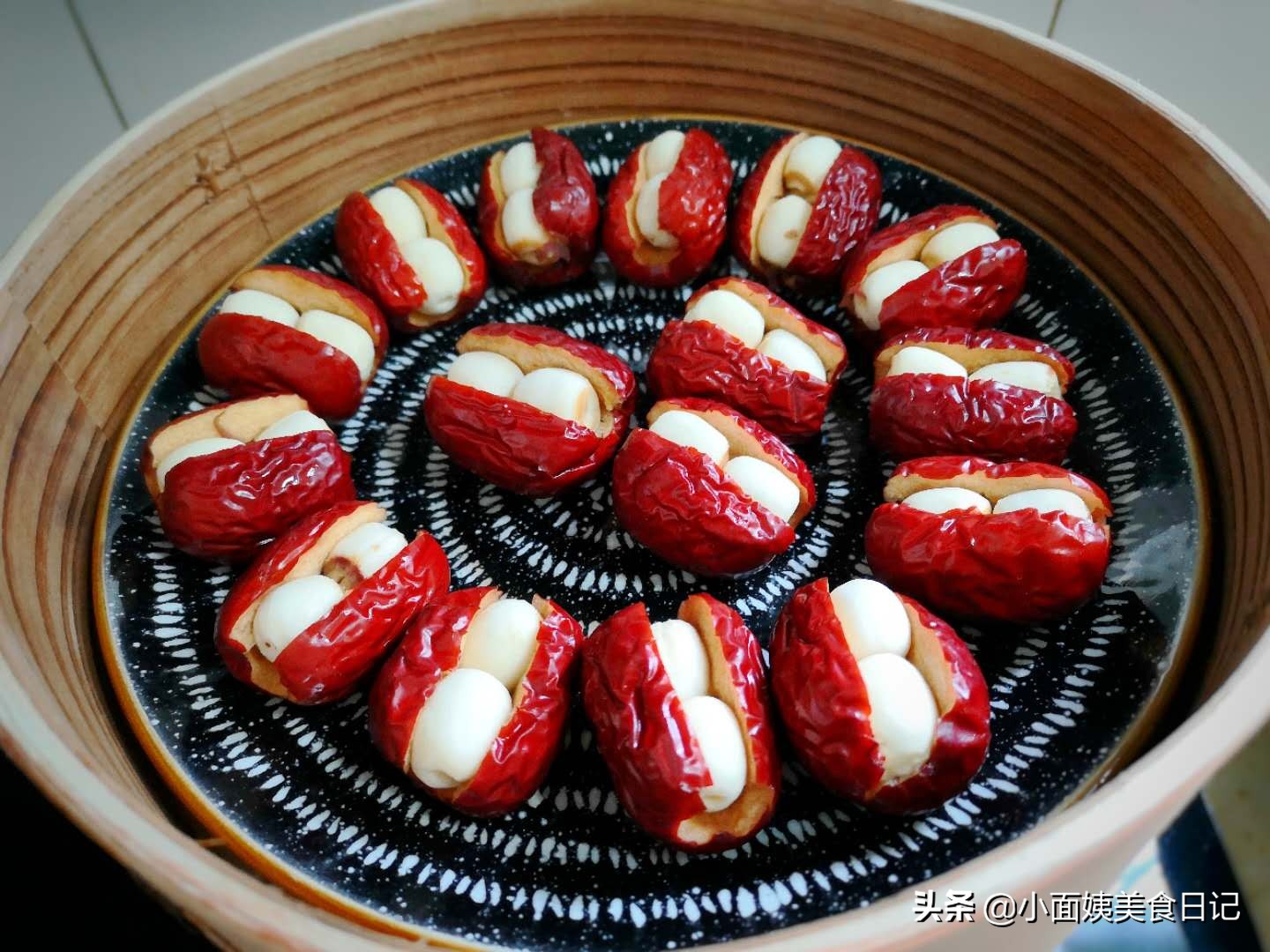 女人到了40岁建议多吃这几样,女性过了40岁推荐常吃3种食物