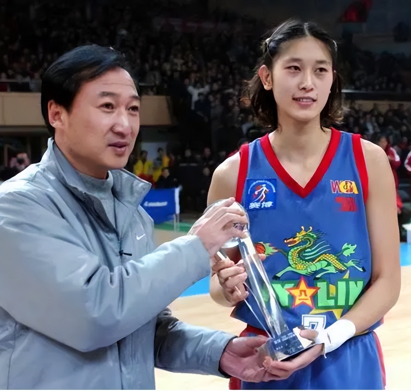 女篮颜值天花板李梦,女篮王思雨成长之路