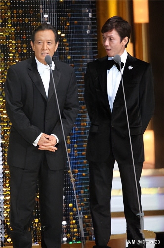 被念错名的女明星,女歌手现场唱错词遭粉丝拆台