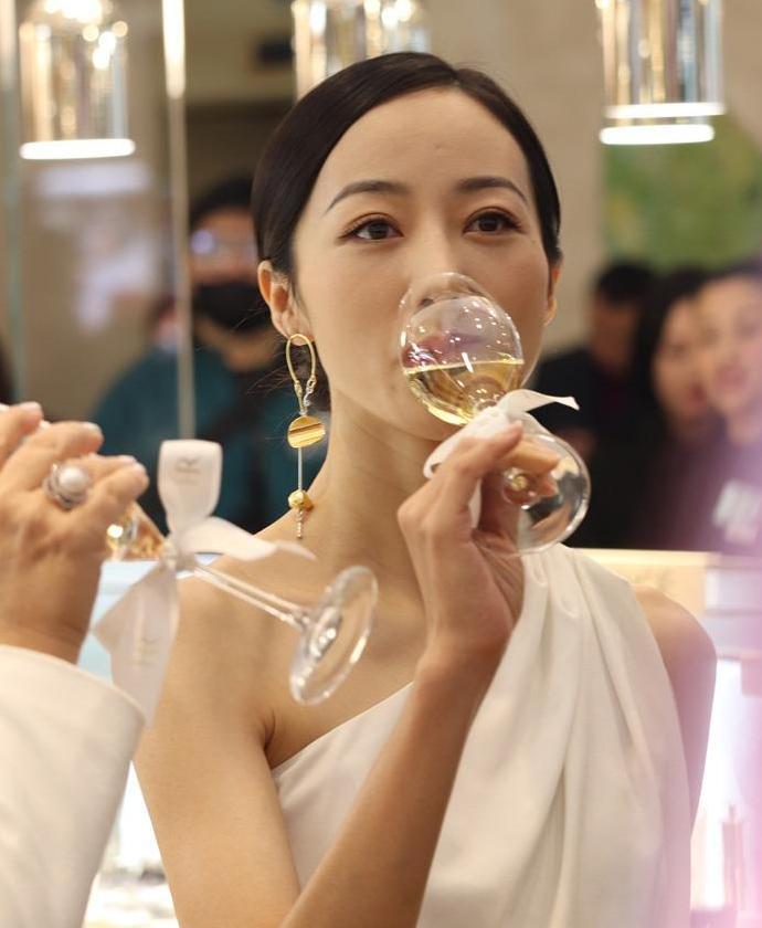 王思聪韩雪完整版,韩雪王思聪完整视频