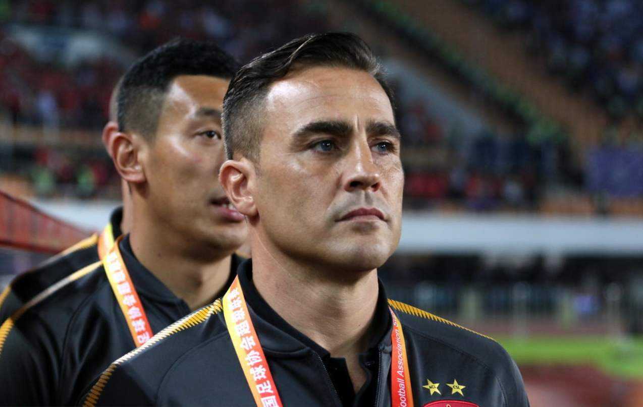 足球历史十大最强球员贝克汉姆,贝克汉姆和内马尔哪个帅