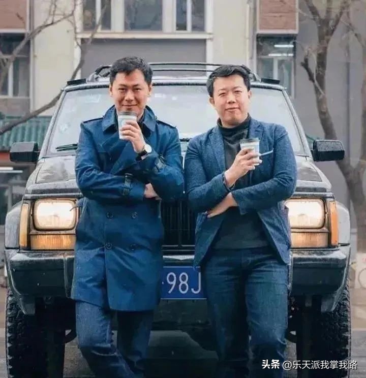 中小学教师穿着：穿搭百变图鉴，结合身材长相，协调色调，加分多