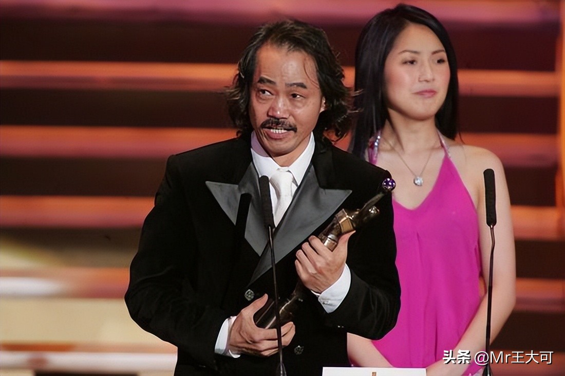元华金像奖最佳男配角完整版,元华颁奖典礼现场