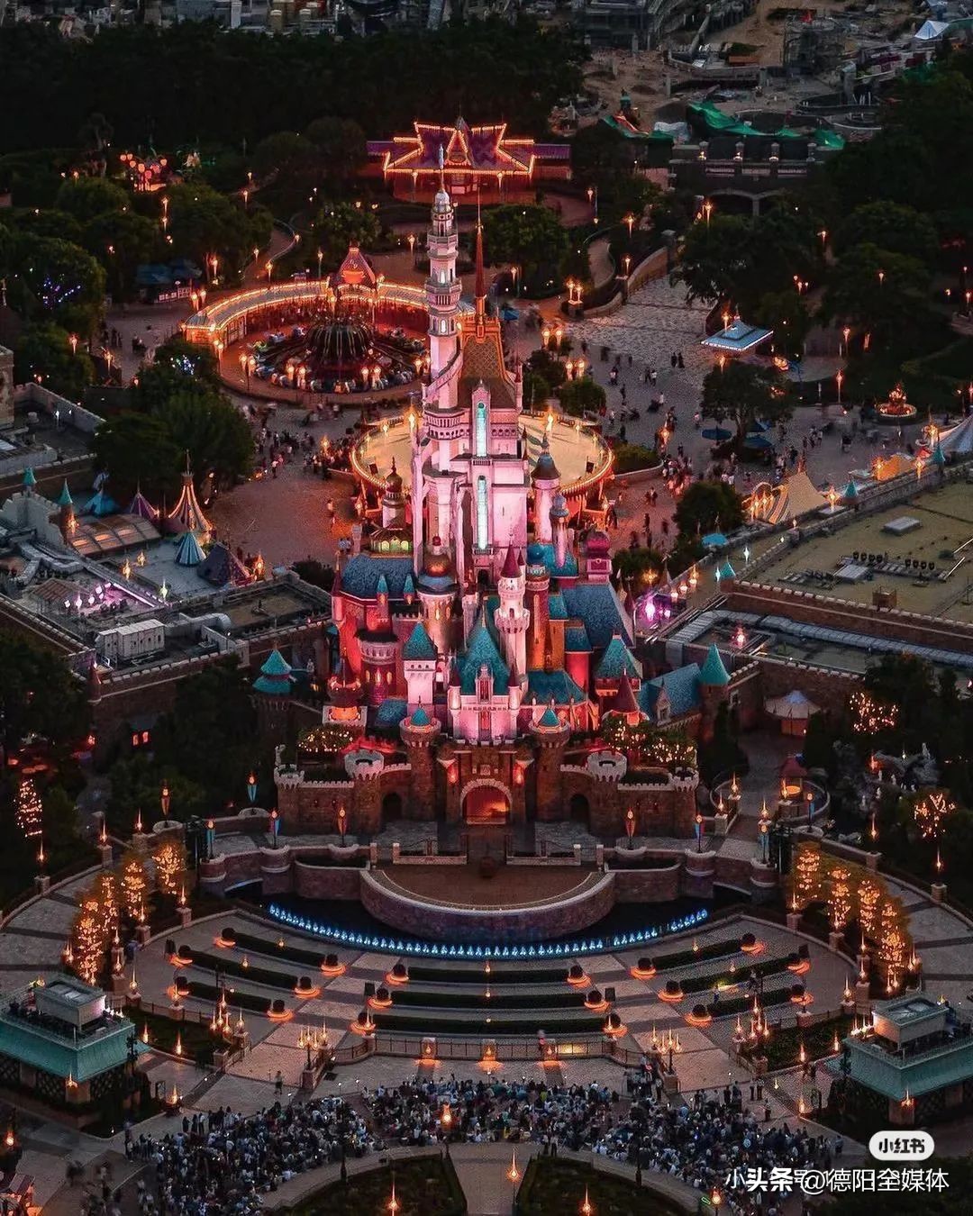 从成都坐动车去香港,顺德乘坐高铁去香港