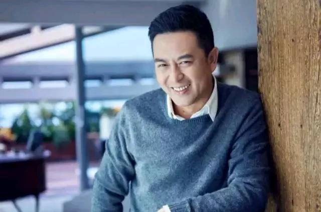 中年人要如何解决中年危机呢,中年如何度过孤独感