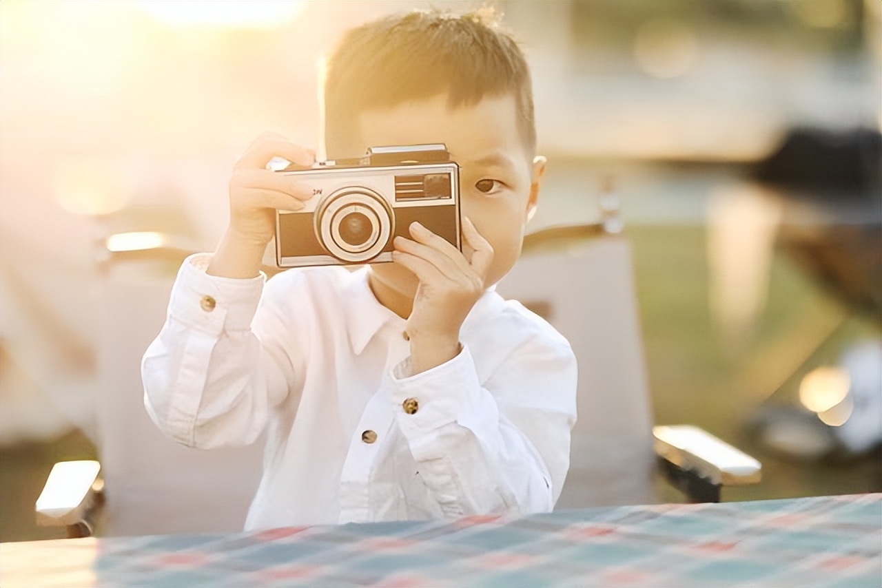 夸赞别人拍的风景照片好看的语句,如何夸赞女生照片漂亮