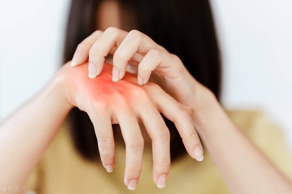 彩印书味道刺鼻有毒吗,买的书有刺鼻的油墨味