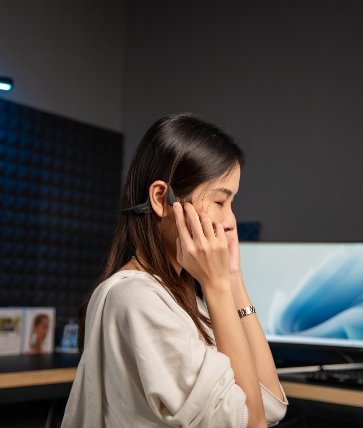 长时间戴耳机耳朵疼用什么滴耳液,长时间戴耳机护耳神器