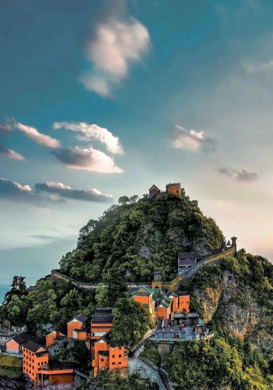 神仙修行的山是哪里,中国几大名山以及神话传说