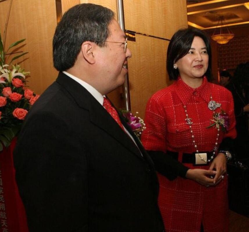 胡慧中穿搭,胡慧中旗袍装