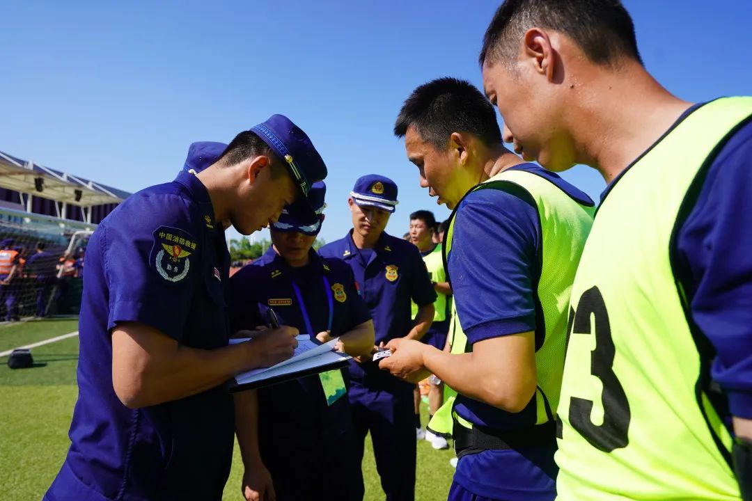 充电赋能续力出发|威海消防圆满完成2023年度政府专职*防队消**伍骨干培训工作