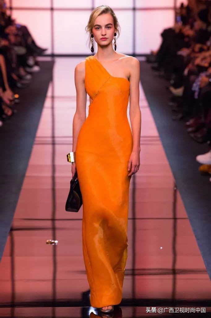 哪些颜色属火,什么颜色属火