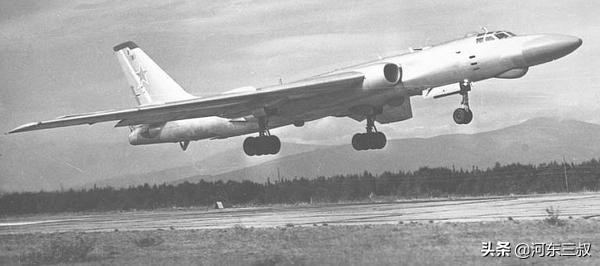 轰8战略轰炸机,就算和原型同期的米亚4相比,差距还是相当大