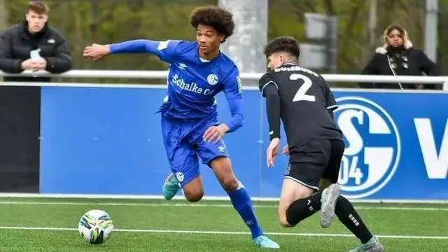 最新欧洲球员转会消息,欧洲足坛最新转会名单2024