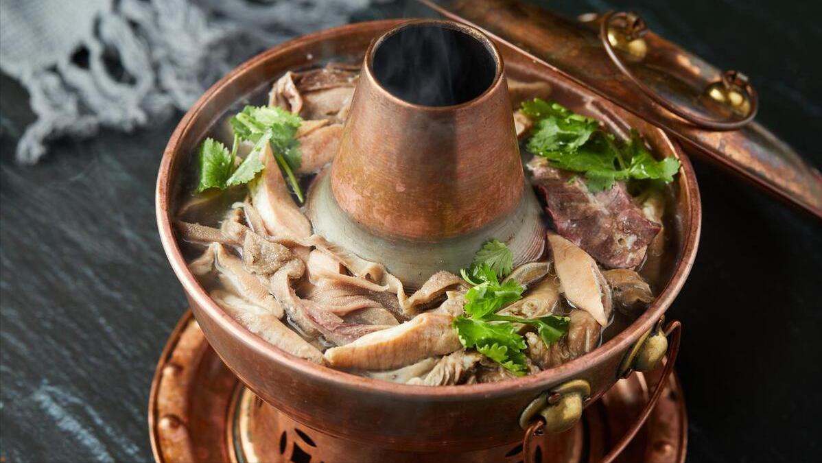 王府井美食推荐必吃老北京炸酱面,去北京必吃炸酱面