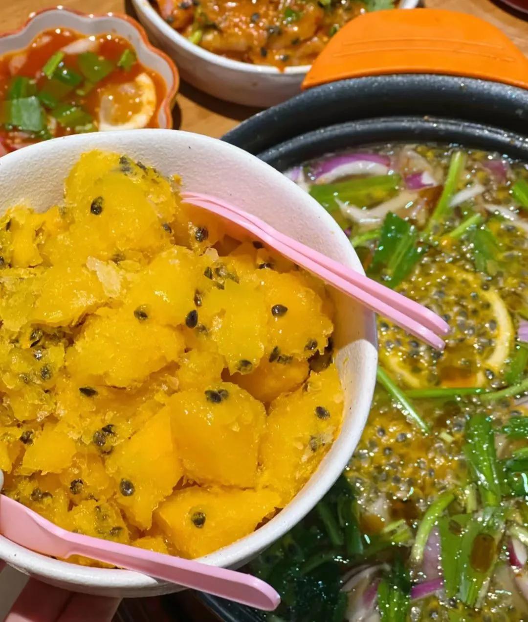 云南傣味火锅怎么做,昆明正宗火锅菜谱