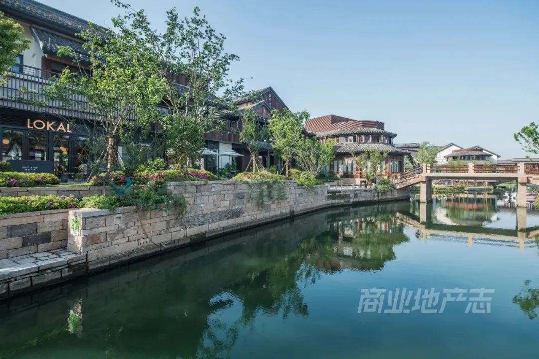 CRR百图斩｜公园里的新天地：上海蟠龙天地