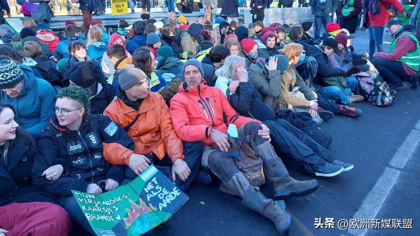 海牙入侵法案,海牙通缉令的威慑力