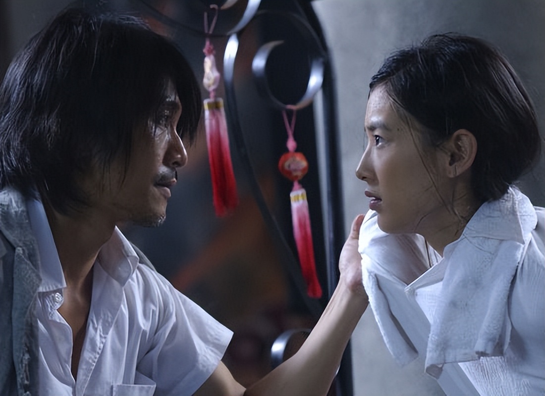 功夫是周星驰自编自导自演吗,周星驰是怎么拍出功夫这个电影的