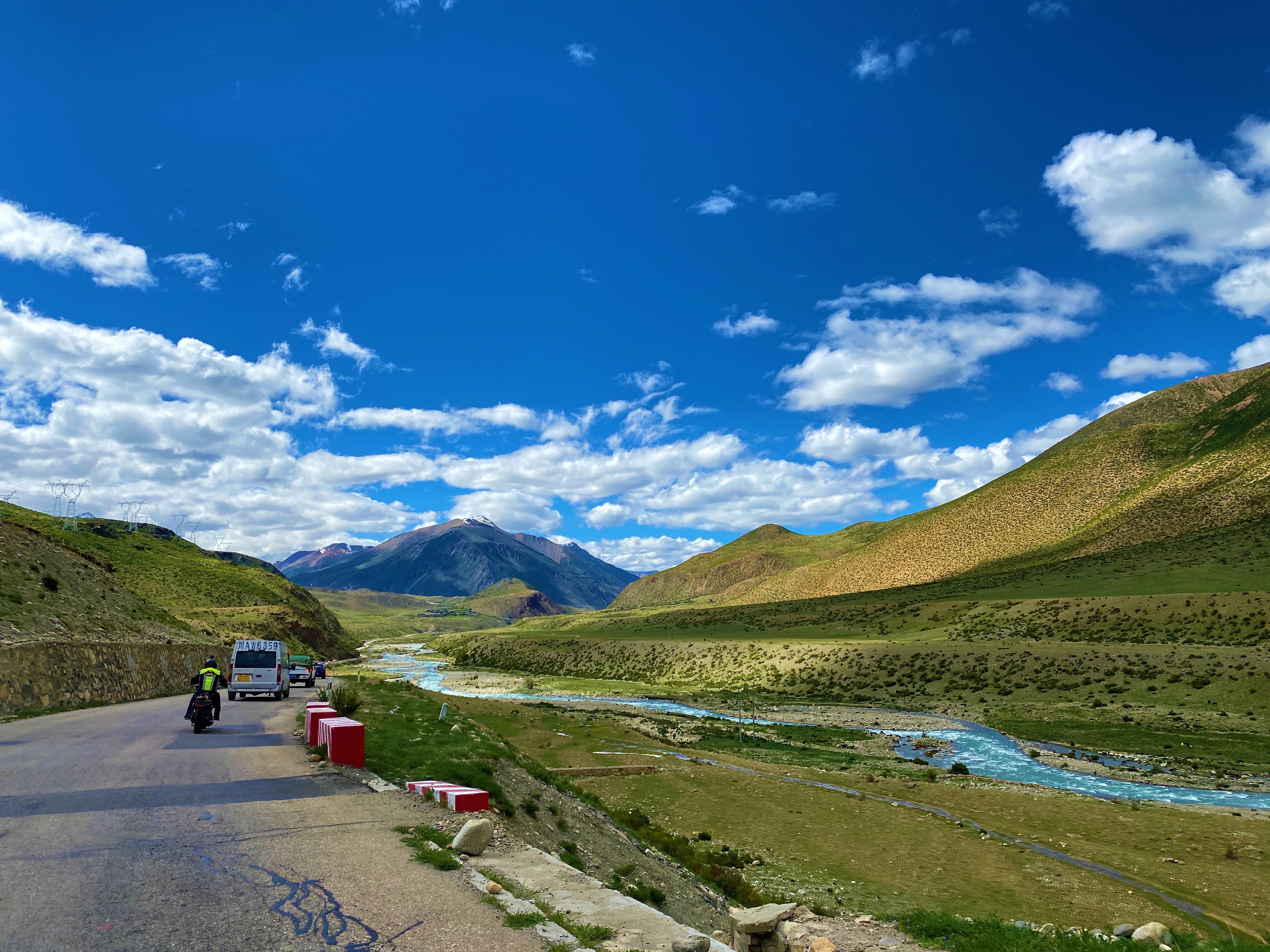 结伴自驾游费用怎样分配,结伴自驾游需考虑哪些费用