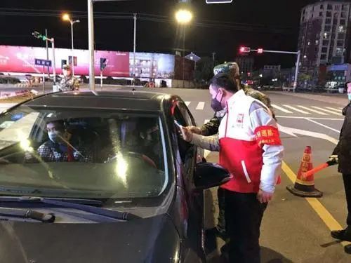 太暖了！凌晨三点战疫人来到宁波这家店，老板免单