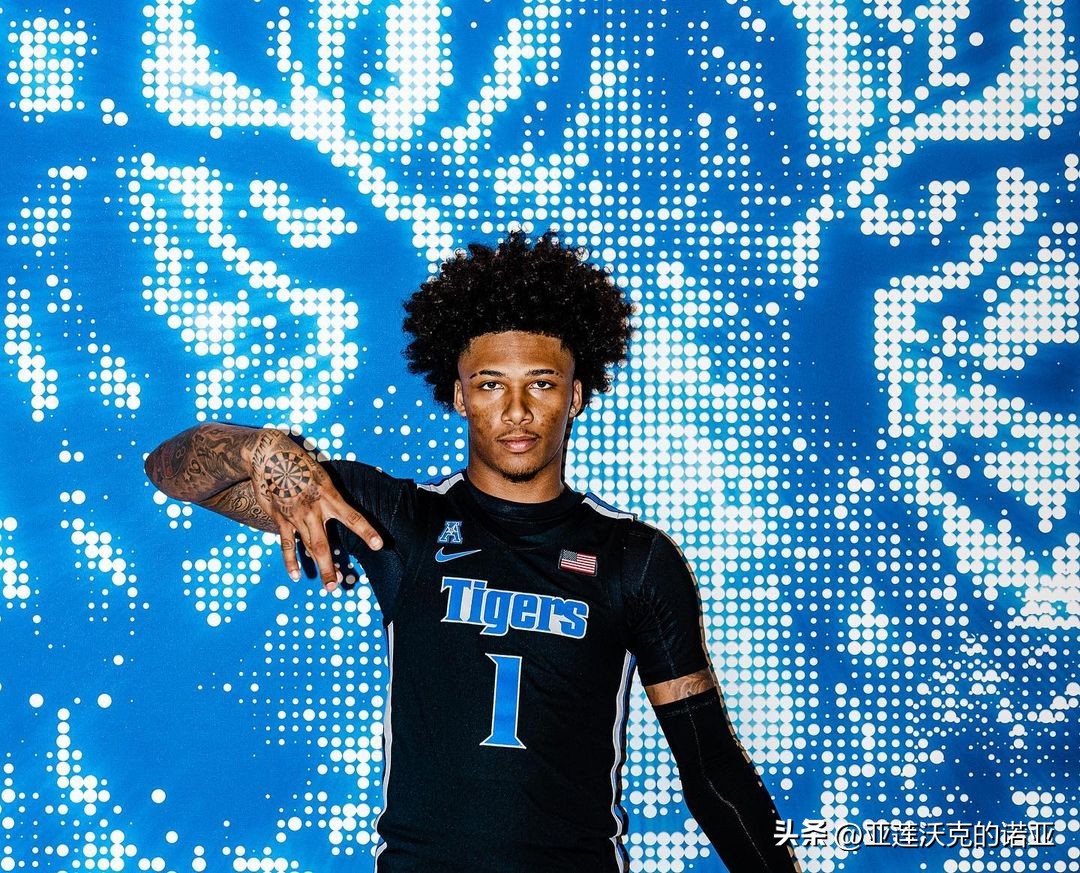 2023届四星后卫米奇-威廉姆斯与小前锋JJ-泰勒承诺NCAA孟菲斯大学