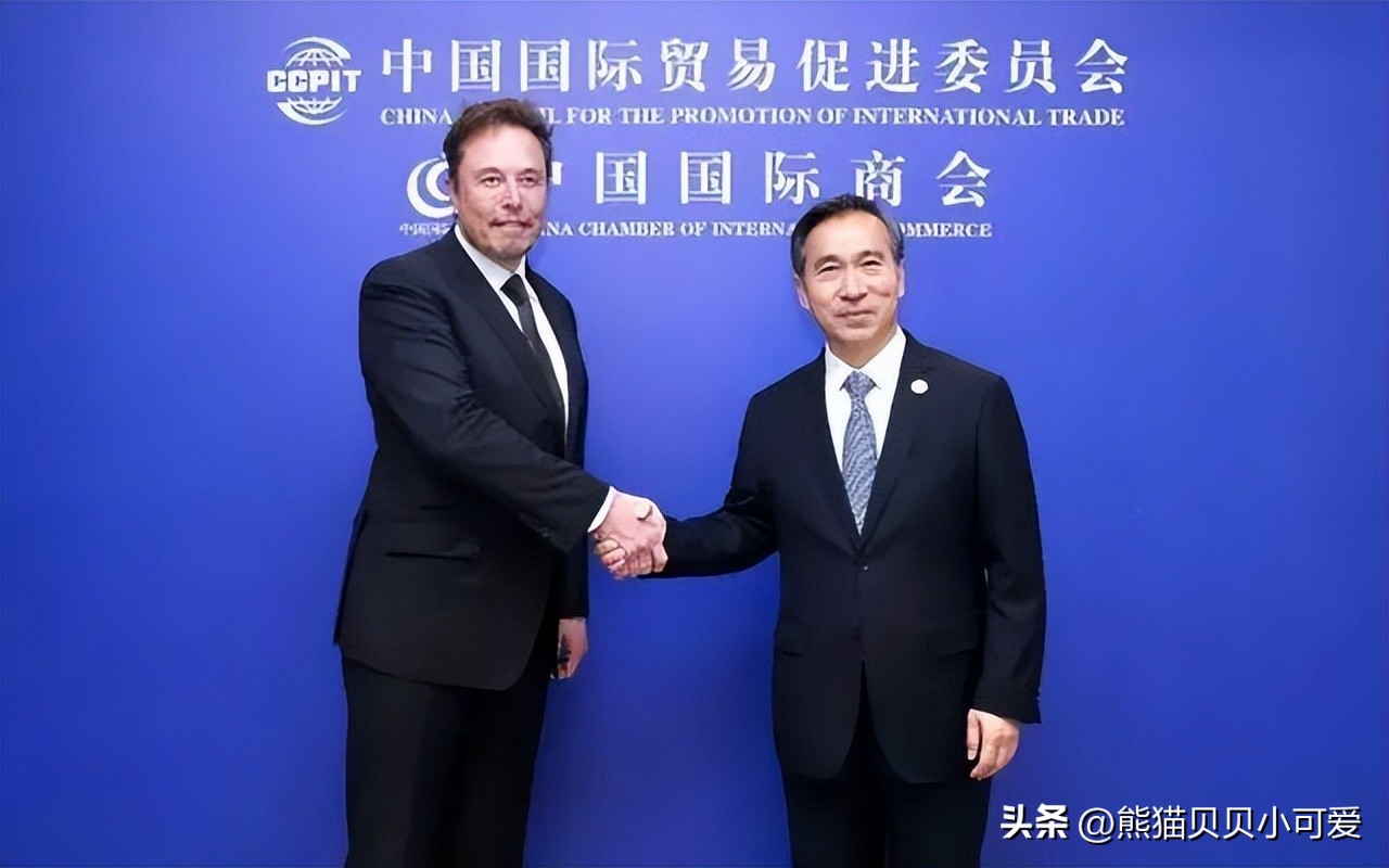 “闪电式”访华44个小时，马斯克重回全球首富宝座，该如何解读？