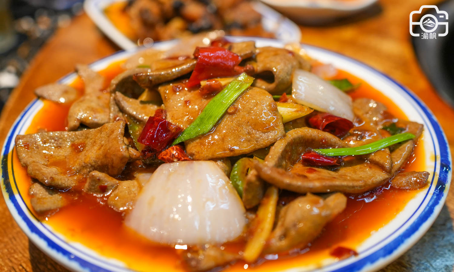 土家族的吊锅大餐，30几道菜随便吃、无限续，人均竟然只要30元