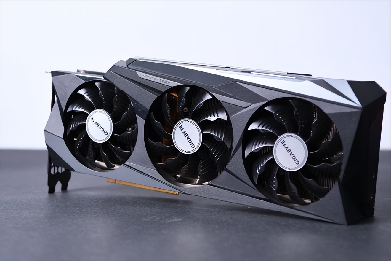 技嘉b760m电竞小雕是丐版吗,技嘉b760ddr4小雕评测