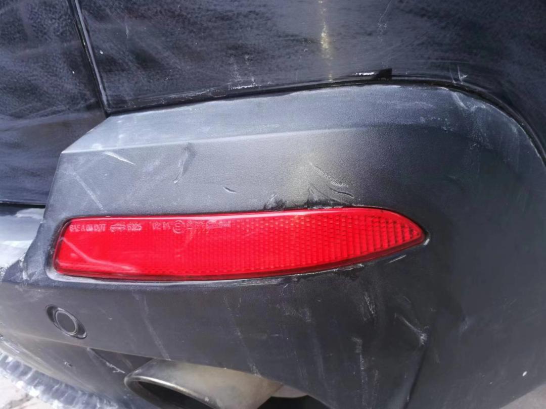 14款宝马x5老改新过程,2011款宝马x5翻新修复