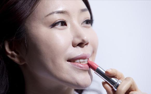 中年女人保养护肤的最好方法,中年人如何护肤最关键