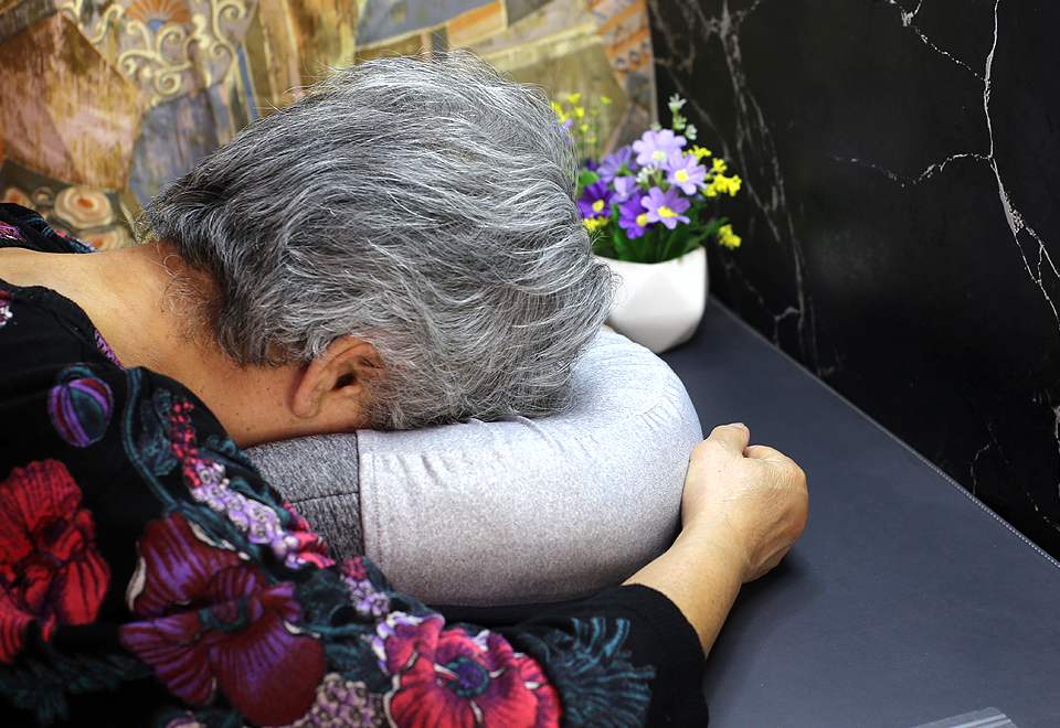 恒温热敷，一键充气，蓝宝颈椎按摩器体验