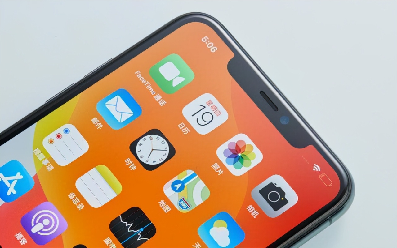 从5999元跌至2899元，128GB+苹果A13，经典iPhone二手价再创新低