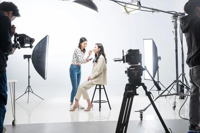 目前最挣钱的行业是什么行业呢,八大暴利行业