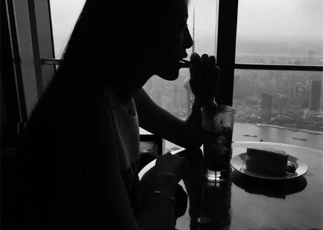 女人喜欢什么样的男人才是正确,现在的女人都喜欢什么样的男人