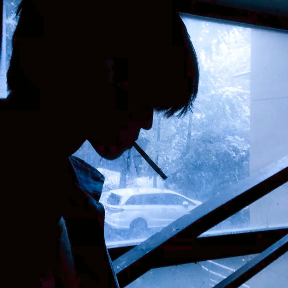 2023头像男生黑白高级质感,2024头像男生黑白高级质感