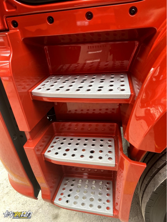 6.8米解放j6g最新款自动挡,解放j6g新款内部图片