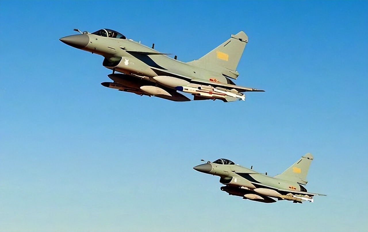 牟林：什么关系？胡锡进先生与佩洛西及“和服女孩”