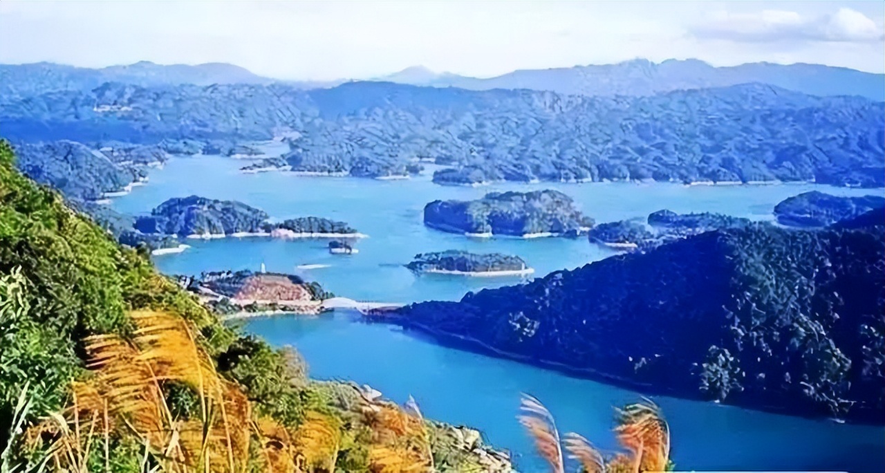 打卡海拔156米的山顶悬崖温泉:广州从化亿城泉说温泉度假酒店