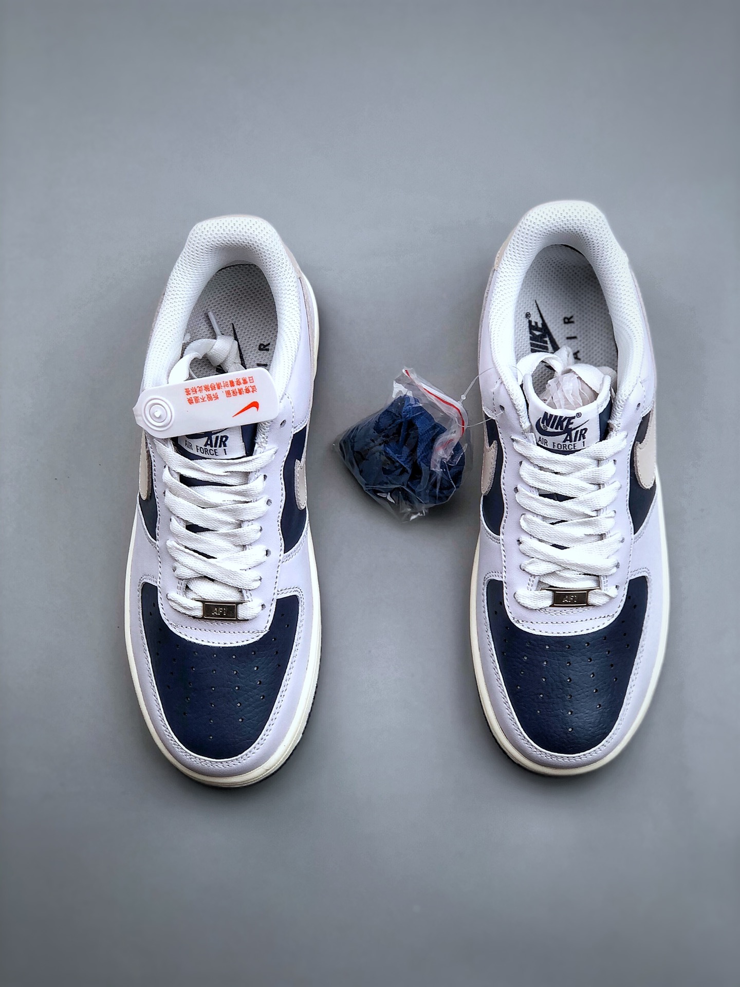 磨脚的鞋子不要硬穿,磨脚的鞋子别硬塞