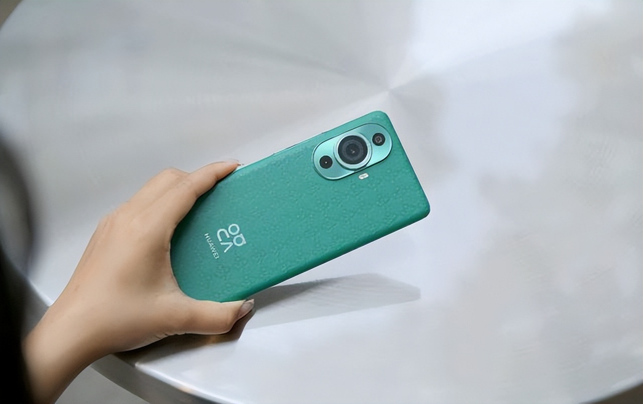 华为nova11与nova11pro哪个好,华为nova11和华为nova11pro